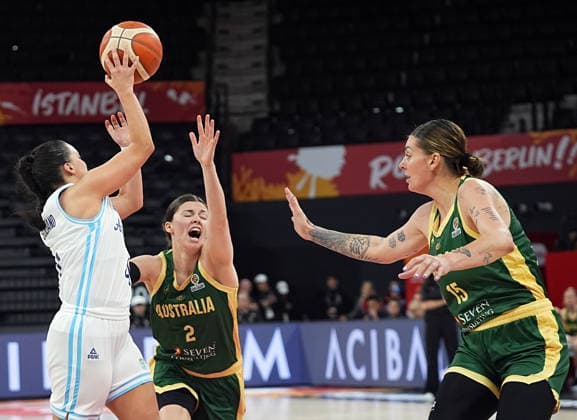 Argentina v Australia - FIBA Women s Basketball World Cup 2026 Qualifying Tournaments ISTANBUL, TURKIYE - MARCH 11: Amaiquen Siciliano (L) of Argentina in action against Jade Melbourne (2) of Australia in action during the FIBA Women s Basketball World Cup 2026 Qualifying Tournaments match between Argentina and Australia at Turkcell Basketball Development Center in Istanbul, Turkiye, on March 11, 2026. Esra Bilgin Anadolu Istanbul Turkey. Editorial use only. Please get in touch for any other usage.  Copyright: x2026xAnadoluxEsraxBilginx