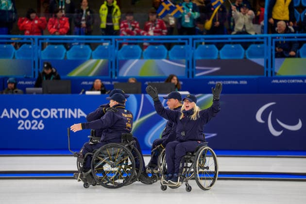 CORTINA, ITALIEN 20260311 Sveriges Rony Persson, Marcus Holm, Viljo Pettersson Dahl och Kristina Ulander under onsdagens curlingmatch mixad mellan Sverige och Slovakien i Paralympics pa Cortina Curling Olympic Stadium. CORTINA ITALIEN 2026 x10500x *** CORTINA, ITALY 20260311 Swedens Rony Persson, Marcus Holm, Viljo Pettersson Dahl and Kristina Ulander during Wednesdays mixed curling match between Sweden and Slovakia in the Paralympics at Cortina Curling Olympic Stadium CORTINA ITALY 2026 x10500x  Copyright: xMagnusxLejhall ParasportxSverige xTTx PARALYMPICS 2026 CURLING