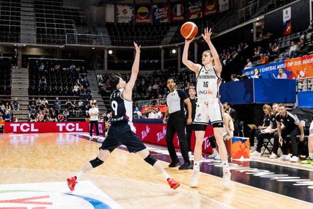 LYON-VILLEURBANNE, FRANCE - MARCH 11: Alina Hartmann (Germany, 16) shoots a three pointer over Sohee Lee (Republic of Korea, 9) during the FIBA Women™s World Cup Qualifying Tournament match between Germany vs. Republic of Korea at Astroballe on matchday 1 of the FIBA Women™s World Cup Qualifying Tournament on March 11, 2026 in Lyon-Villeurbanne, France. France Copyright: xSteffiexWunderlx