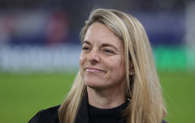 Nia Kuenzer, Direktorin des DFB Frauenfussball Fussball, Saison 2025 2026, Frauen, DFB Pokal, Viertelfinale, Volksparkstadion Hamburg, Hamburger SV gegen FC Bayern Muenchen DFL REGULATIONS PROHIBIT ANY USE OF PHOTOGRAPHS AS IMAGE SEQUENCES AND OR QUASI-VIDEO.