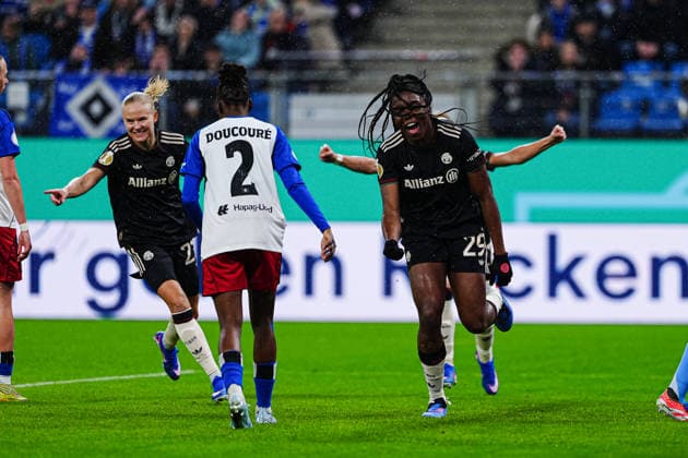 Torjubel FC Bayern München nach Tor zum 0:1 Edna Imade (FC Bayern München, 29) GER, Hamburger SV vs. FC Bayern München, Frauen, Fussball, DFB-Pokal, Viertelfinale, Saison 2025 2026, 11.03.2026 GER, Hamburger SV vs. FC Bayern München, Frauen, Fussball, DFB-Pokal, Viertelfinale, Saison 2025 2026, 11.03.2026 Hamburg Copyright: xEibner-Pressefoto MarcelxvonxFehrnx EP_MFN