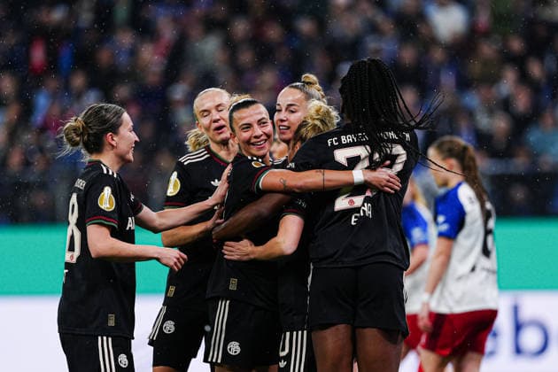 Torjubel FC Bayern München nach Tor zum 0:1 Edna Imade (FC Bayern München, 29) GER, Hamburger SV vs. FC Bayern München, Frauen, Fussball, DFB-Pokal, Viertelfinale, Saison 2025 2026, 11.03.2026 GER, Hamburger SV vs. FC Bayern München, Frauen, Fussball, DFB-Pokal, Viertelfinale, Saison 2025 2026, 11.03.2026 Hamburg Copyright: xEibner-Pressefoto MarcelxvonxFehrnx EP_MFN