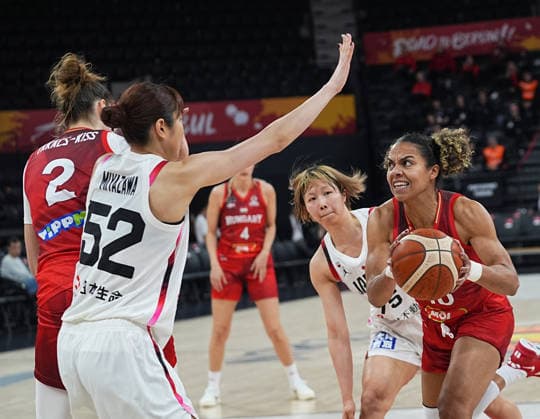 Japan V Hungary - FIBA Women s World Cup Qualifiers ISTANBUL, TURKIYE – MARCH 11: Japan s Nanako Todo (75) in action against Hungary s Nina Aho (10) during the FIBA Women s Basketball World Cup Qualifiers Group C match between Japan and Hungary at the Turkcell Basketball Development Center in Istanbul, Turkiye, on March 11, 2026. Esra Bilgin Anadolu Istanbul Turkey. Editorial use only. Please get in touch for any other usage.  Copyright: x2026xAnadoluxEsraxBilginx