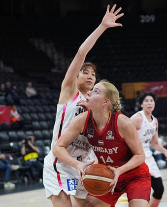 Japan V Hungary - FIBA Women s World Cup Qualifiers ISTANBUL, TURKIYE – MARCH 11: Japan s Nanako Todo in action against Hungary s Dorka Juhasz (14) during the FIBA Women s Basketball World Cup Qualifiers Group C match between Japan and Hungary at the Turkcell Basketball Development Center in Istanbul, Turkiye, on March 11, 2026. Esra Bilgin Anadolu Istanbul Turkey. Editorial use only. Please get in touch for any other usage.  Copyright: x2026xAnadoluxEsraxBilginx