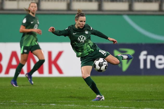 VfL vs. Frankfurt, DFB-Pokal Frauen Wolfsburg, 11.03.2026, Fußball, Frauen, VfL Wolfsburg vs. Eintracht Frankfurt, Viertelfinale DFB-Pokal, Saison 2025 2026. Svenja Huth (VfL Wolfsburg) AOK Stadion Deutschland