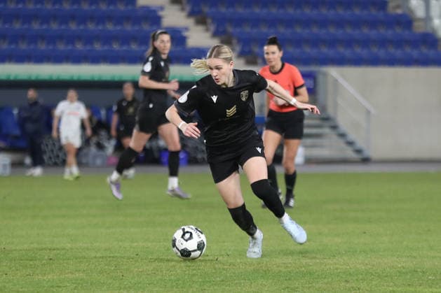 DFB-Pokal Frauen: FC Carl Zeiss Jena - SC Sand 1946; 11.03.26 Melina Reuter (7, Carl Zeiss Jena). Fußball, DFB-Pokal Frauen, Viertelfinale: FC Carl Zeiss Jena vs. SC Sand 1946 am 11.03.26 im Ernst-Abbe-Sportfeld ad hoc arena, Jena. DFL REGULATIONS PROHIBIT ANY USE OF PHOTOGRAPHS AS IMAGE SEQUENCES AND OR QUASI-VIDEO. Copyright: xBEAUTIFULxSPORTS JanxKaeferx