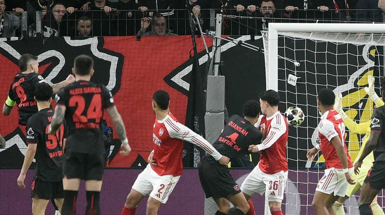 11.03.2026, xhbx, Fussball UEFA Champions League, Bayer 04 Leverkusen - FC Arsenal London v.l. Goal scored, Tor zum 1:0 durch Robert Andrich (Bayer Leverkusen) (DFL DFB REGULATIONS PROHIBIT ANY USE OF PHOTOGRAPHS as IMAGE SEQUENCES and or QUASI-VIDEO) Leverkusen