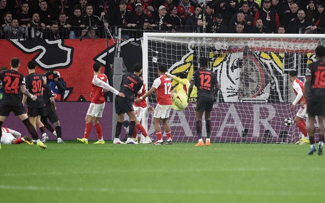 11.03.2026, xhbx, Fussball UEFA Champions League, Bayer 04 Leverkusen - FC Arsenal London v.l. Goal scored, Tor zum 1:0 durch Robert Andrich (Bayer Leverkusen) (DFL DFB REGULATIONS PROHIBIT ANY USE OF PHOTOGRAPHS as IMAGE SEQUENCES and or QUASI-VIDEO) Leverkusen