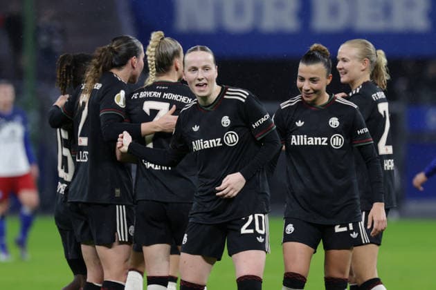2026.03.11 xfsx Fussball DFB Pokal der Frauen Viertelfinale Hamburger Sportverein - Bayern Muenchen Volksparkstadion v.l. Franziska Kett (FC Bayern Muenchen ,20) macht das Tor zum 2:0 fuer FC Bayern Muenchen (DFL regulations prohibit any use of photographs as image sequences and or quasi-video. Copyright: HMBxMedia FernandoxSoares