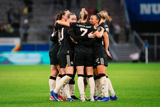 DFB-Pokal Frauen: Hamburger SV vs. FC Bayern München,11.03.2026 TOR, JUBEL zum 0:2 durch Franziska Kett (FC Bayern München, 20); Fußball, DFB-Pokal Frauen, Viertelfinale: Hamburger SV vs. FC Bayern München am 11.03.2026 im Volksparkstadion, Hamburg DFB REGULATIONS PROHIBIT ANY USE OF PHOTOGRAPHS AS IMAGE SEQUENCES AND OR QUASI-VIDEO. Copyright: xBEAUTIFULxSPORTS Tonhäuserx