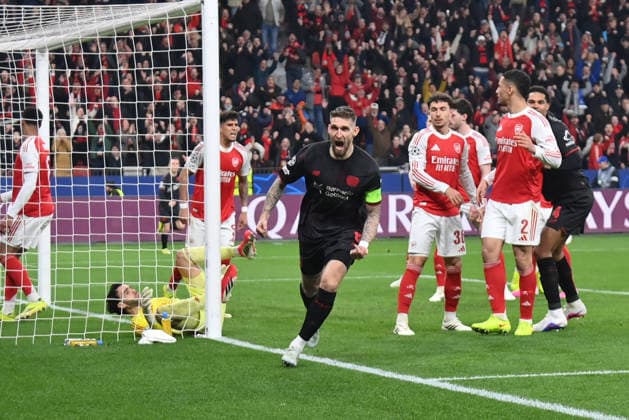 Jubel 1:0 Robert Andrich (Bayer 04 Leverkusen) 11.03.2026, Fussball, UEFA Champions League 2025 2026, Achtelfinale, Bayer 04 Leverkusen - FC Arsenal UEFA regulations prohibit any use of photographs as image sequences and or quasi-video Leverkusen BayArena Nordrhein Westfalen Deutschland