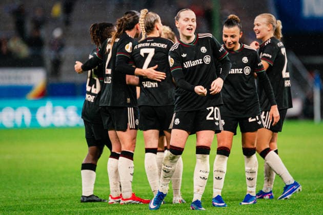 DFB-Pokal Frauen: Hamburger SV vs. FC Bayern München,11.03.2026 TOR, JUBEL zum 0:2 durch Franziska Kett (FC Bayern München, 20); Fußball, DFB-Pokal Frauen, Viertelfinale: Hamburger SV vs. FC Bayern München am 11.03.2026 im Volksparkstadion, Hamburg DFB REGULATIONS PROHIBIT ANY USE OF PHOTOGRAPHS AS IMAGE SEQUENCES AND OR QUASI-VIDEO. Copyright: xBEAUTIFULxSPORTS Tonhäuserx