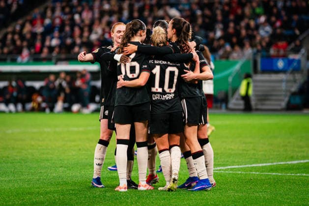 DFB-Pokal Frauen: Hamburger SV vs. FC Bayern München,11.03.2026 TOR, JUBEL zum 0:3 durch Natalia Padilla-Bidas (FC Bayern München, 23); Fußball, DFB-Pokal Frauen, Viertelfinale: Hamburger SV vs. FC Bayern München am 11.03.2026 im Volksparkstadion, Hamburg DFB REGULATIONS PROHIBIT ANY USE OF PHOTOGRAPHS AS IMAGE SEQUENCES AND OR QUASI-VIDEO. Copyright: xBEAUTIFULxSPORTS Tonhäuserx
