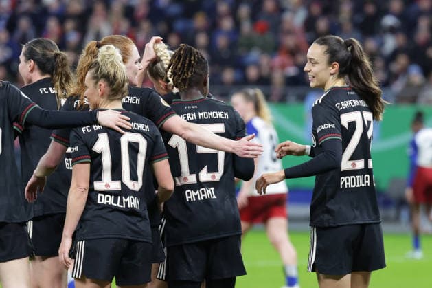 2026.03.11 xfsx Fussball DFB Pokal der Frauen Viertelfinale Hamburger Sportverein - Bayern Muenchen Volksparkstadion v.l. Natalia Padilla-Bidas (FC Bayern Muenchen ,23) macht das Tor zum 3:0 fuer FC Bayern Muenchen (DFL regulations prohibit any use of photographs as image sequences and or quasi-video. Copyright: HMBxMedia FernandoxSoares