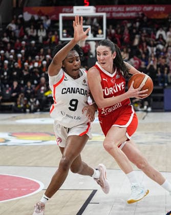 Turkiye v Canada - FIBA Women s Basketball World Cup Qualifiers ISTANBUL, TURKIYE - MARCH 11: Olcay Cakir (R) of Turkiye in action against Yvonne Ejim (9) of Canada during the FIBA Women’s Basketball World Cup Qualifiers Group C match between Canada and Turkiye at the Turkcell Basketball Development Center in Istanbul, Turkiye, on March 11, 2026. Esra Bilgin Anadolu Istanbul Turkey. Editorial use only. Please get in touch for any other usage.  Copyright: x2026xAnadoluxEsraxBilginx