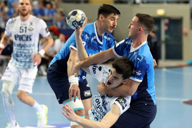 Plock 11.03.2026 Liga mistrzow pilka reczna mezczyzn faza grupowa sezon 2025 26 --- Group Chase mens handball EHF Champions League Orlen Wisla Plock - OTP Bank - Pick Szeged Mate Fazekas Przemyslaw Krajewski Fot. Marcin Solarz FotoPyK NEWSPIX.PL --- newspix.pl 