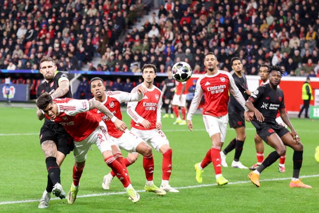 Robert Andrich (Bayer Leverkusen), Piero Hincapie (Arsenal London) GER, Bayer Leverkusen gegen Arsenal London, Fussball, Champions League, Achtelfinale, Spielzeit 2025 2026, 11.03.2026 DFL REGULATIONS PROHIBIT ANY USE OF PHOTOGRAPHS AS IMAGE SEQUENCES AND OR QUASI-VIDEO GER, Bayer Leverkusen gegen Arsenal London, Fussball, Champions League, Achtelfinale, Spielzeit 2025 2026, 11.03.2026 Leverkusen Copyright: xEibner-Pressefoto FrankxZeisingx EP_FZG