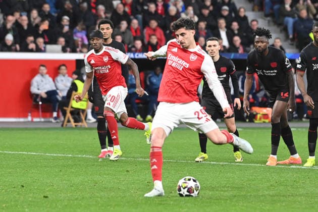 Kai HAVERTZ schiesst per Elfmeter das Tor zum 1-1, Fussball Champions League, Achtelfinale, Bayer 04 Leverkusen (LEV) - FC Arsenal London (ARS) 1-1 am 11.03.2026 in Leverkusen Deutschland. UEFA regulations prohibit any use of photographs as image sequences and or quasi-video Â