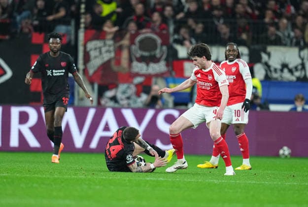 Declan Rice (FC Arsenal) and Aleix Garcia (Bayer 04 Leverkusen) battle for the ball during Bayer Leverkusen and FC Arsenal at BayArena, Leverkusen, Germany on March 11, 2026. Thor Wegner DeFodi Images. (Photo by DeFodi Images) -