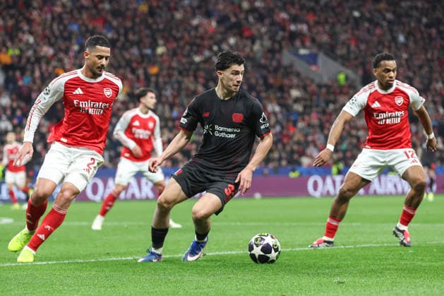 William Saliba (Arsenal FC), Ibrahim Maza (Bayer 04 Leverkusen) und JurriÃ«n Timber (Arsenal FC) battle for the ball during the UEFA Champions League 2025 26 Round of 16 First Leg match between Bayer 04 Leverkusen and Arsenal FC at BayArena on March 11, 2026 in Leverkusen, Germany. (Photo by Oliver Kaelke DeFodi Images) -