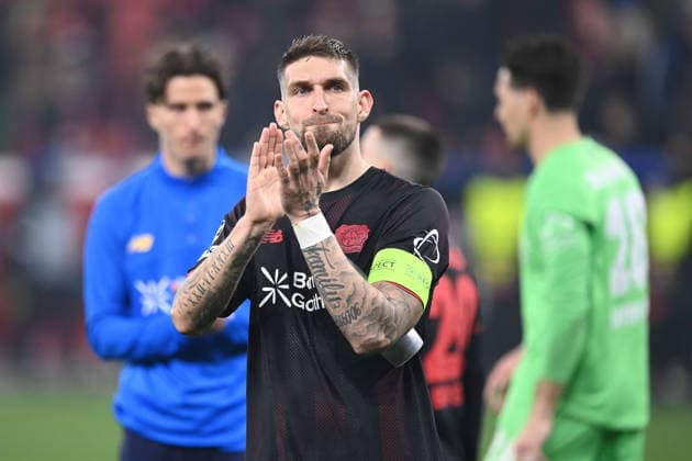 verhaltener Schlussjubel, jubelnd, Jubel, Begeisterung, Freude, Emotion Robert ANDRICH (LEV) Fussball Champions League, Achtelfinale, Bayer 04 Leverkusen (LEV) - FC Arsenal London (ARS) 1-1 am 11.03.2026 in Leverkusen Deutschland. UEFA regulations prohibit any use of photographs as image sequences and or quasi-video Â