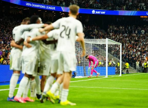 Manchester City goalkeeper Gianluigi Donnarumma after conceding the second goal to Federico Valverde of Real Madrid 2-0 Real Madrid v Manchester City, UEFA Champions League, Round of 16, First Leg, Football, Bernabeu, Madrid, Spain - 11 Mar 2026Madrid Bernabeu Spain EDITORIAL USE ONLY No use with unauthorised audio, video, data, fixture lists, club league logos or live services. Online in-match use limited to 120 images, no video emulation. No use in betting, games or single club league player publications. Copyright: xJavierxGarcia Shutterstockx 16746741af