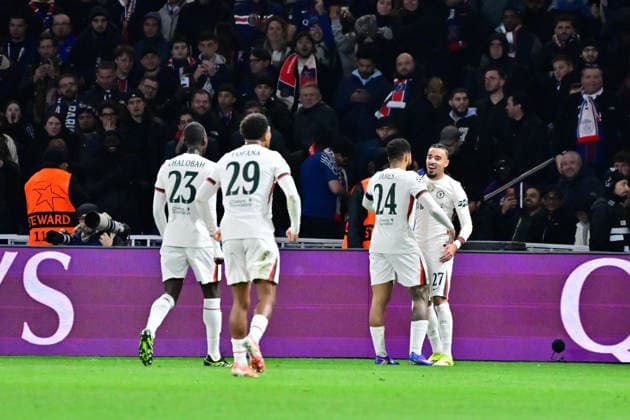 FOOTBALL : PSG vs Chelsea - Ligue des Champions - 11 03 2026 Malo Gusto of Chelsea celebrates with teammates during the UEFA Champions League match between Paris Saint Germain and Chelsea FC at Parc Des Princes on March 11 , 2026 in Paris, France. ( Photo by Federico Pestellini PsnewZ ) ParisFrance  Copyright: xFedericoxPestellinix