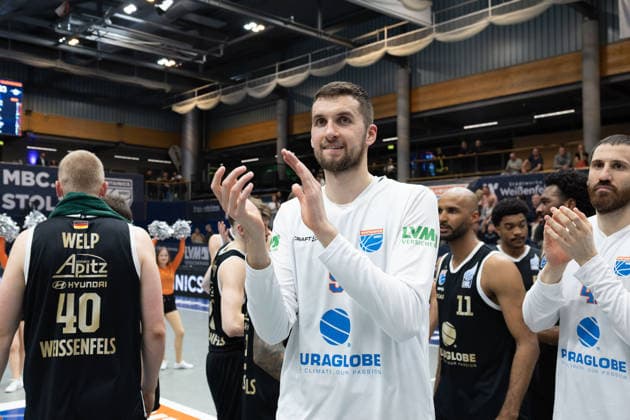 Wölfe nach ihrem 98:83 Heimsieg, Syntainics MBC vs. BK Olomoucko, European North Basketball League, Achtelfinale, 2025 26, Deutschland, Tschechien, 11.03.2026. Weissenfels Stadthalle Sachsen-Anhalt Deutschland