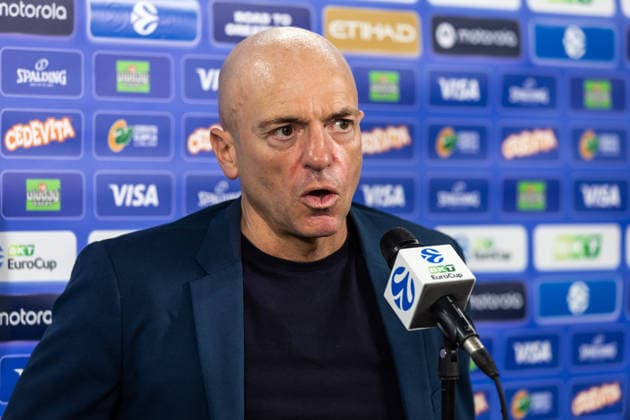 GER, BKT EuroCup, Saison 2025 2026, Achteffinale, Cedevita Olimpija Ljubljana- Niners Chemnitz 11.03.2026, Arena Stozice, Ljubljana, GER, BKT EuroCup, Saison 2025 2026, Achteffinale, Cedevita Olimpija Ljubljana- Niners Chemnitz Rodrigo Pastore (Head Coach), Niners Chemnitz beim Interview Foto Alexander Trienitz Ljubljana Arena Stozice Slowenien