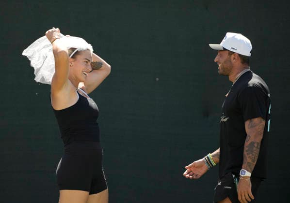 March 11, 2026 Aryna Sabalenka puts on a bridal veil that a fan threw to her as her fiancÃ , Georgios Frangulis, watches on during a workout at the BNP Paribas Open held at the Indian Wells Tennis Garden in Indian Wells, California. California. Mandatory Photo Credit : CSM Indian Wells United States of America - ZUMAc04_ 20260311_zma_c04_066 Copyright: xCharlesxBausx