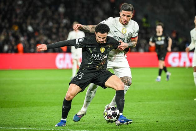 March 11, 2026, Paris, France, France: Warren ZAIRE-EMERY of PSG and Enzo FERNANDEZ of Chelsea during the UEFA Champions League match between Paris Saint-Germain and Chelsea CF at Parc des Princes Stadium on March 11, 2026 in Paris, France. Paris Saint-Germain V Chelsea CF - UEFA Champions League  - ZUMAm308 20260311_zsp_m308_008 Copyright: xMatthieuxMirvillex
