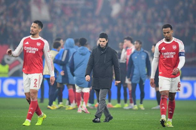 Leverkusen v Arsenal - UEFA Champions League LEVERKUSEN, GERMANY - MARCH 11: Saliba (2) and Gabriel (6) of Arsenal after the UEFA Champions League match between Leverkusen and Arsenal at BayArena in Leverkusen, Germany on March 11, 2026. Hesham Elsherif Anadolu Leverkusen Germany. Editorial use only. Please get in touch for any other usage.  Copyright: x2026xAnadoluxHeshamxElsherifx