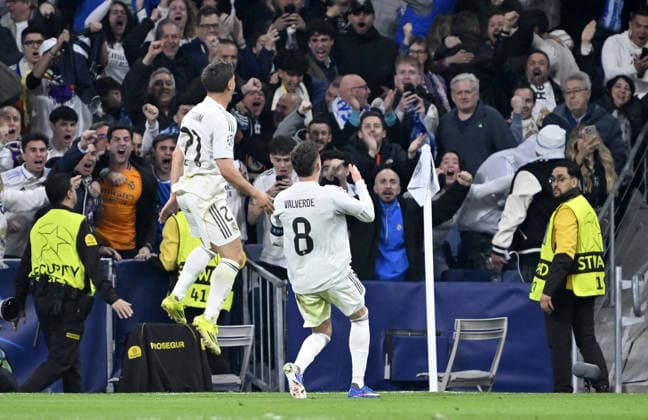 Real Madrid v Manchester City - UEFA Champions League MADRID, SPAIN - MARCH 11: Federico Valverde (R) of Real Madrid celebrates after scoring a goal during the UEFA Champions League round of 16 match between Real Madrid and Manchester City at the Bernabeu Stadium in Madrid, Spain, on March 11, 2026. Burak Akbulut Anadolu Madrid Spain. Editorial use only. Please get in touch for any other usage.  Copyright: x2026xAnadoluxBurakxAkbulutx