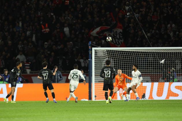 March 11, 2026, Paris, Ile-De-France, France: VITINHA of PSG shoots and scores his side s third goal in the UEFA Champions League 2025 26 Round of 16 Leg 1 of 2 game between PARIS SAINT-GERMAIN (PSG) and CHELSEA FC at the Parc des Princes Stadium in Paris, France. Paris France - ZUMAc179 20260311_zep_c179_058 Copyright: xMickaelxChavetx