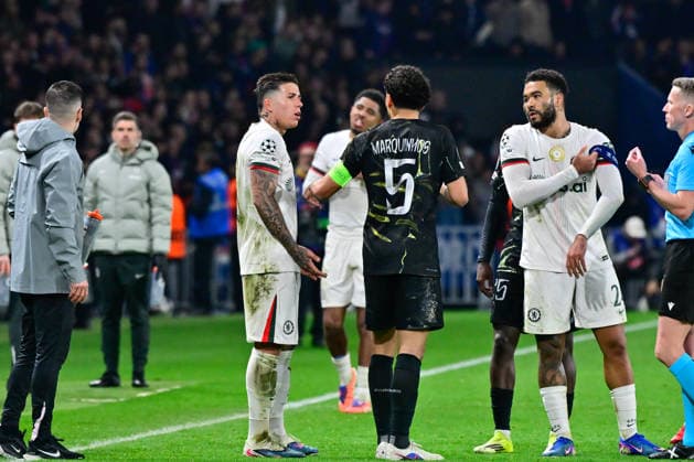 FOOTBALL : PSG vs Chelsea - Ligue des Champions - 11 03 2026 Tempers flare between Marquinhos of Paris Saint Germain Enzo Fernandez of Chelsea during the UEFA Champions League match between Paris Saint Germain and Chelsea FC at Parc Des Princes on March 11 , 2026 in Paris, France. ( Photo by Federico Pestellini PsnewZ ) ParisFrance  Copyright: xFedericoxPestellinix
