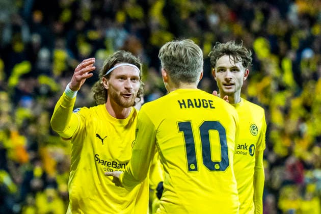 Football, Champions League 2025 2026 Bodo Glimt Sporting Bodo, Norway 20260311 Bodo Glimts Kasper Hogh celebrates with Jens Petter Hauge and Hakon Evjen after the 3 0 goal during the Champions League football match between Bodo Glimt and Sporting at Aspmyra Stadium Photo Fredrik Varfjell NTB Bodo Norway EDITORIAL USE ONLY RESTRICTED USE FOR BETTING COMPANIES  Copyright: xFredrikxVarfjellx xNTBx