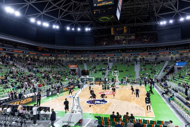 GER, BKT EuroCup, Saison 2025 2026, Achteffinale, Cedevita Olimpija Ljubljana- Niners Chemnitz 11.03.2026, Arena Stozice, Ljubljana, GER, BKT EuroCup, Saison 2025 2026, Achteffinale, Cedevita Olimpija Ljubljana- Niners Chemnitz Erwärmung der beiden Team vor dem Spiel Foto Alexander Trienitz Ljubljana Arena Stozice Slowenien