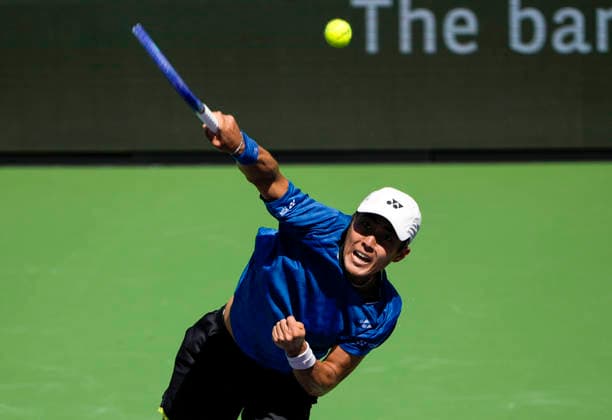 March 11, 2026 Rinky Hijikata (AUS) serves against Cameron Norrie (GBR) during their fourth round match at the BNP Paribas Open held at the Indian Wells Tennis Garden in Indian Wells, California. California. Mandatory Photo Credit : CSM Indian Wells United States of America - ZUMAc04_ 20260311_zma_c04_103 Copyright: xCharlesxBausx