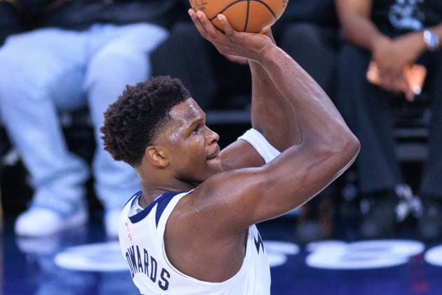 March 11, 2026, Inglewood, California, USA: Anthony Edwards 5 of the Minnesota Timberwolves puts up a free throw during a 2026 NBA, Basketball Herren, USA regular season game against the Los Angeles Clippers on Wednesday March 11, 2026 at Intuit Dome Arena in Inglewood, California. JAVIER ROJAS PI Clippers Vs. Timberwolves  - ZUMAp124 20260311_zaa_p124_054 Copyright: xJavierxRojasx
