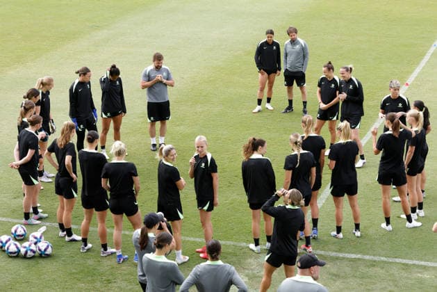 ASIAN CUP WOMEN AUSTRALIA TRAINING, The Matildas gather during a training session at Sam Kerr Football Centre in Perth, Thursday, March 12, 2026. ( NO ARCHIVING PERTH WESTERN AUSTRALIA AUSTRALIA  Copyright: xRICHARDxWAINWRIGHTx 20260312118442624628