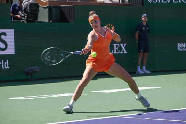 INDIAN WELLS, CA - MARCH 11: Karolina Muchova (CZE) hits a forehand during the BNP Paribas Open on March 11, 2026 at Indian Wells Tennis Garden in Indian Wells, CA. (Photo by George Walker Icon Sportswire) TENNIS: MAR 11 BNP Paribas Open EDITORIAL USE ONLY Icon260311015