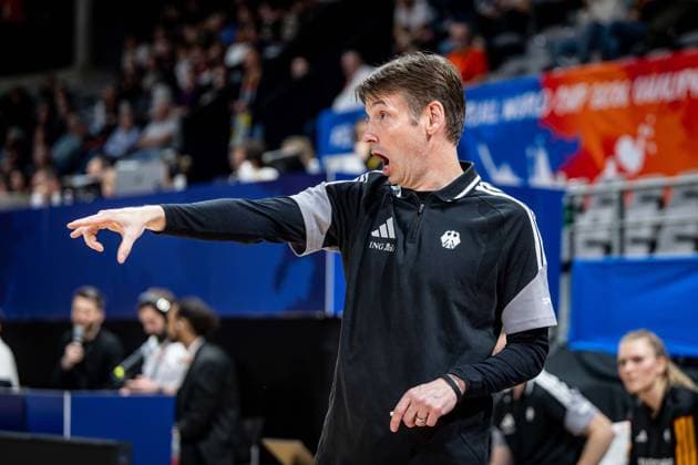 Basketball Villeurbanne 11.03.2026 Wommen™s Basketball World Cup 2026 Qualifying Tournament Deutschland (GER) - Südkorea (KOR) Olaf Lange (Deutschland, Trainer)
