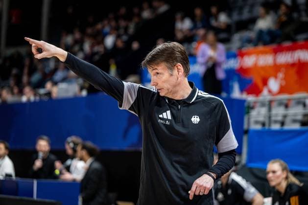 Basketball Villeurbanne 11.03.2026 Wommen™s Basketball World Cup 2026 Qualifying Tournament Deutschland (GER) - Südkorea (KOR) Olaf Lange (Deutschland, Trainer)