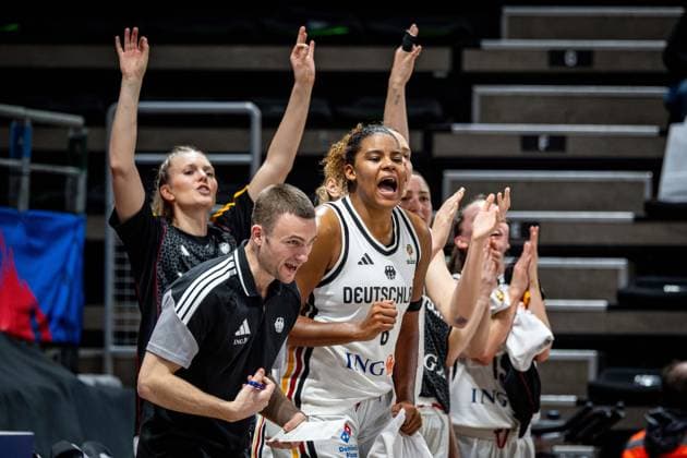 Basketball Villeurbanne 11.03.2026 Wommen™s Basketball World Cup 2026 Qualifying Tournament Deutschland (GER) - Südkorea (KOR) Jubel Nyara Sabally (Deutschland, No.08) und andere