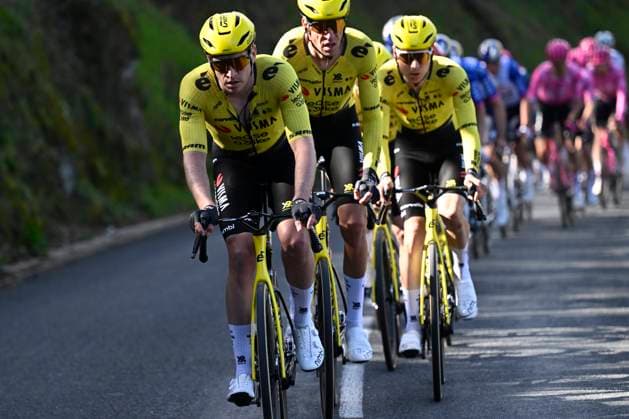 Paris Nice 2026 Stage 5 COLOMBIER-LE-VIEUX, FRANCE - MARCH 12 : Armirail Bruno (FRA) of Team Visma I Lease a Bike leading the peloton during stage 5 of the 84th edition of Paris - Nice an UCI World Tour 2.UWT cycling road race stage for Men Elite of 205.4 km with start in Cormoranche-sur-Saone and finish in Colombier-le-Vieux on March 12, 2026 in Colombier-le-Vieux, France, 12 03 2026 ( Motordriver Guy De Vuyst - Colombier-le-Vieux France  Copyright: xNicoxVereeckenx