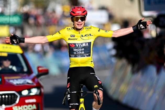 Paris Nice 2026 Stage 5 COLOMBIER-LE-VIEUX, FRANCE - MARCH 12 : Vingegaard Jonas (DEN) of Team Visma Lease a Bike celebrating his victory during stage 5 of the 84th edition of Paris - Nice an UCI World Tour 2.UWT cycling road race stage for Men Elite of 205.4 km with start in Cormoranche-sur-Saone and finish in Colombier-le-Vieux on March 12, 2026 in Colombier-le-Vieux, France, 12 03 2026 ( Motordriver Guy De Vuyst - Colombier-le-Vieux France  Copyright: xNicoxVereeckenx
