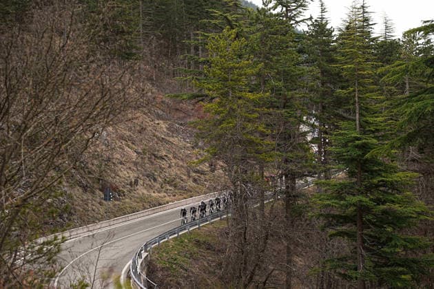 The pack rides during the 213-kilometer Stage 4 of the Tirreno-Adriatico cycling race from Tagliacozzo to Martinsicuro - Italy,- Thursday, March 12, 2026. - cycling .  Copyright: xMarcoxAlpozzi LaPressex