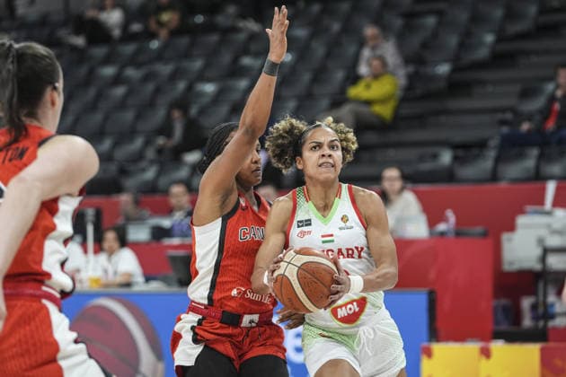 Hungary v Canada - FIBA Women s Basketball World Cup Qualifiers ISTANBUL, TURKIYE – MARCH 12: Hungary s Nina Aho and Canada s Bridget Carleton (6) compete for the ball during the FIBA Women s Basketball World Cup Qualifiers Group C match between Hungary and Canada at the Turkcell Basketball Development Center in Istanbul, Turkiye on March 12, 2026. Beyza Comert Anadolu Istanbul Turkey. Editorial use only. Please get in touch for any other usage.  Copyright: x2026xAnadoluxBeyzaxComertx
