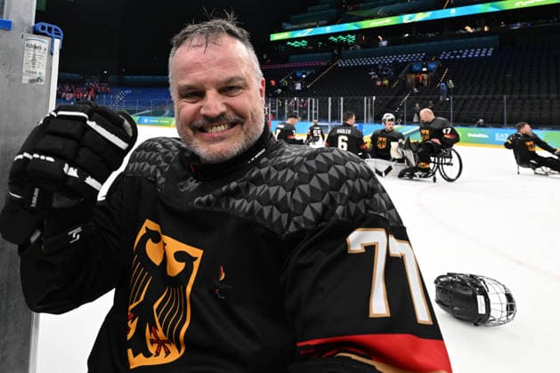 Para Ice hockey, Eishockey - Millano Cortina 2026 Winter Paralympics: Day 6 - Classification Game 5 - 8 Para Ice Hockey - Milano Cortina 2026 Winter Paralympics: Day 6 MILANO SANTAGIULIA ICE HOCKEY ARENA MILANO, ITALY - MARCH 12: Classification Game 5 - 8 Slovakia (SVK) - Germany (GER) WEDDE Joerg (No. 77, Athlet, Forward, 18.08.1965, Club Hannover Ice Lions) (Photo by RALF KUCKUCK) Copyright 2026 Ralf Kuckuck Milano Milano Santagiulia Ice Hockey Arena Italy
