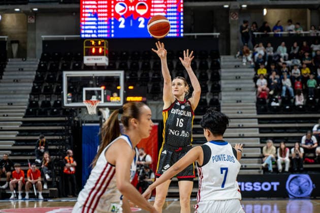 Basketball Villeurbanne 12.03.2026 Wommen™s Basketball World Cup 2026 Qualifying Tournament Philippinen (PHI) - Deutschland (GER) Alina Hartmann (Deutschland, No.16)